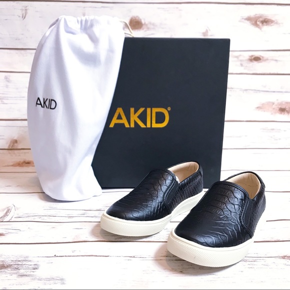 akid shoes